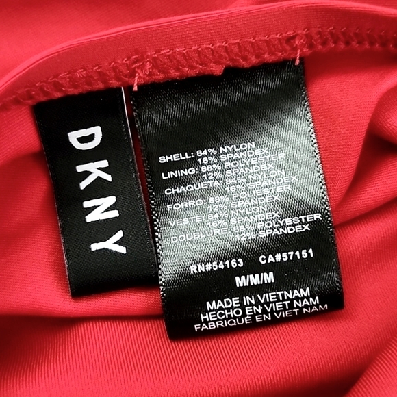 DKNY Women's Red Halter Tankini Top V Neck Padded Cups 4-Way Stretch Sz M - Picture 5 of 11